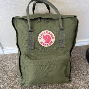 Fjallraven Kanken 16L Backpack